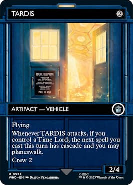Imagen de la TARDIS con una puerta abierta a través de la tarjeta TARDIS en el set Doctor Who MTG Commander